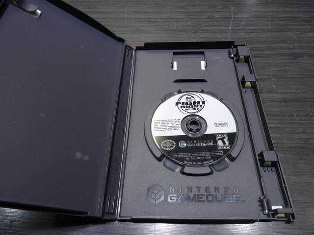 Fight night round 2 pas de livret - Image 2