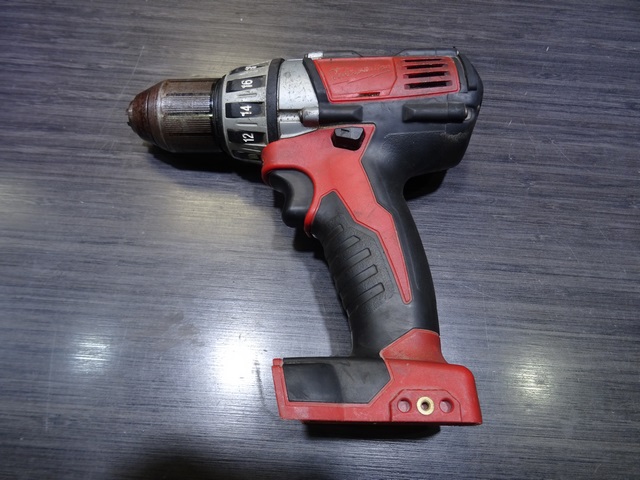 Perceuse +Cle a chocs +chargeur+batterie M18 3.0ah - Image 2