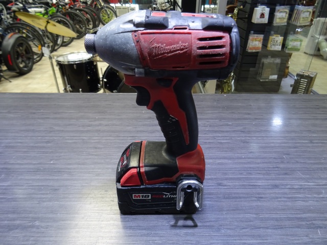 Perceuse +Cle a chocs +chargeur+batterie M18 3.0ah - Image 3