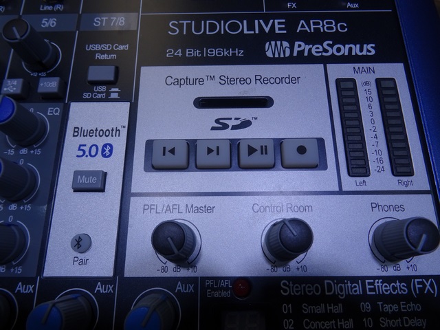 Mixer 8 Canal - Image 2