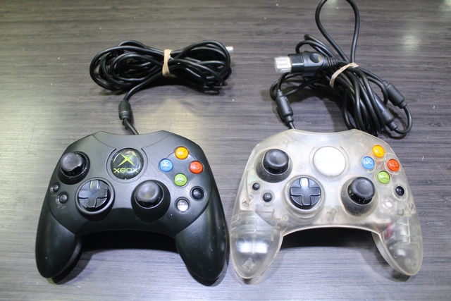 xbox 1ere gen + acc (2e manette) - Image 4