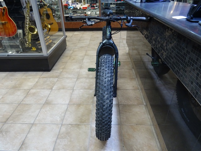 velo à pneus surdimensionnés 10 vitesses (FatBike) - Image 4