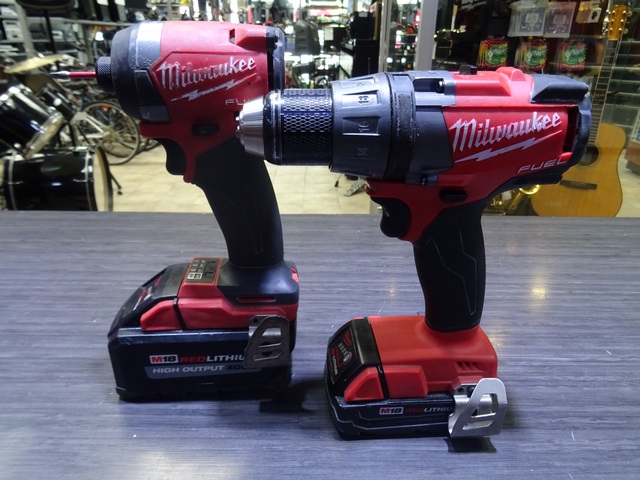 ensemble perceuse visseuse+clé a chocs+2 batteries m18 xc6.0 et 1.5ah+chargeur - Image 2