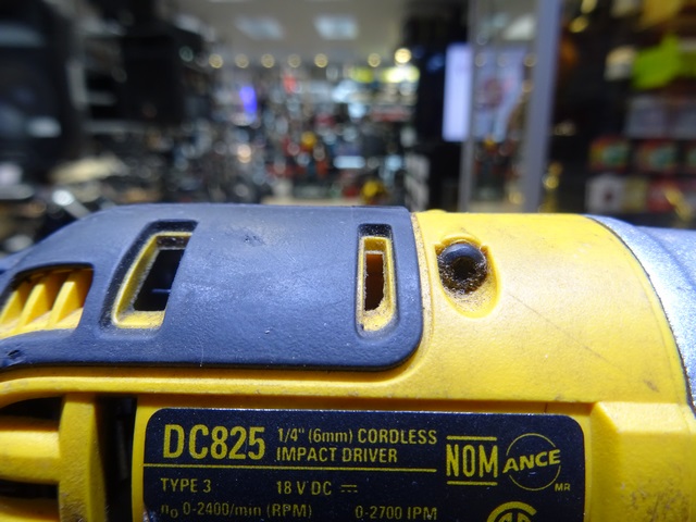  Impact + Chargeur + Batterie 18v  - Image 3