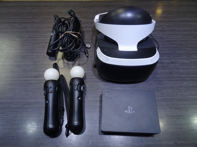 Casque PSVR ps4  + motion controller + accessoires