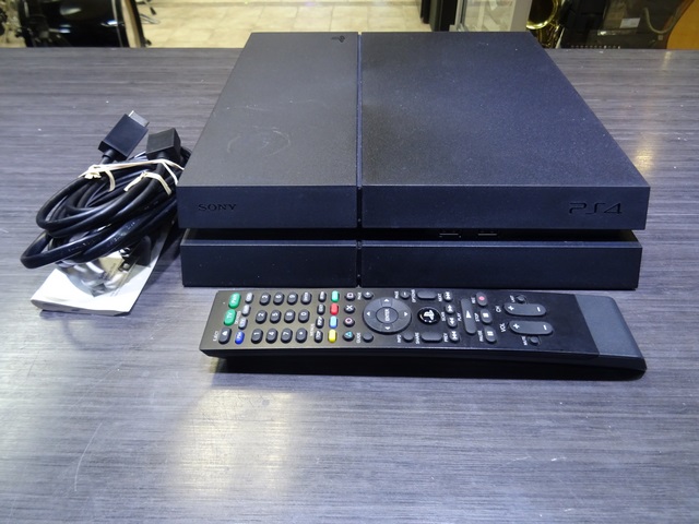 Console ps4 500gb avec Manette DVD