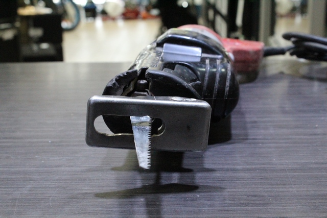 scie va et vient (sawzall) - Image 3