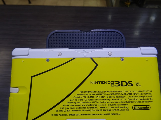 Console 3ds Pikachu Edition (complet en boite) - Image 4