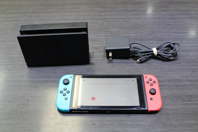 Console Switch + AC (Station d acceuil (DOCK) pas original)