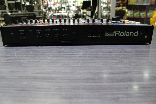 Synthétiseur Boutique + Clavier de contrôle pour modules - Image 2