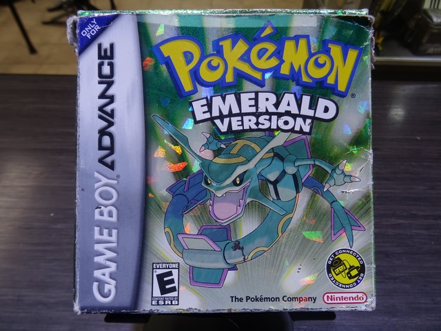 Pokemon Emerald (complet en boite) boite abimee