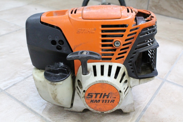 MOTEUR + BALAIS + LAME + COUPE HERBE - Image 2