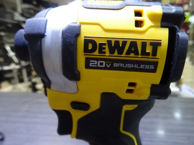 Impact Brushless + chargeur + 2 Batteries 20V 4AH - Image 3