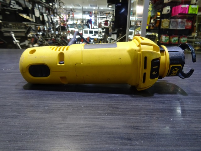 Drywall Cut-Out Tool  - Image 3