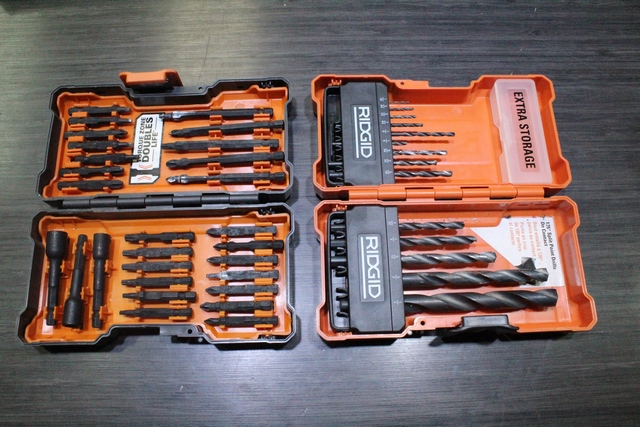 Ensemble impact perceuse + meches + bits + chargeur - Image 4