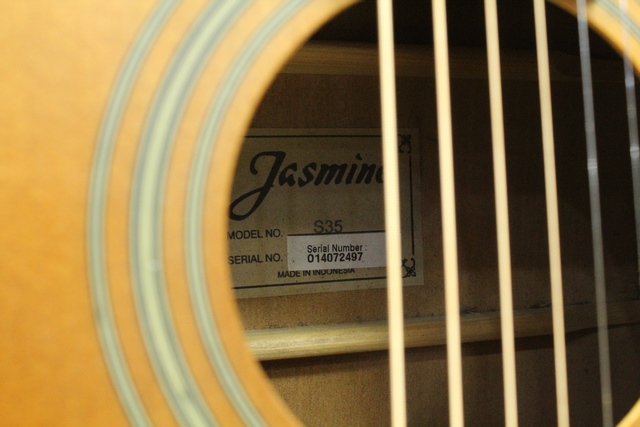 Guitare Acoustique - Image 2