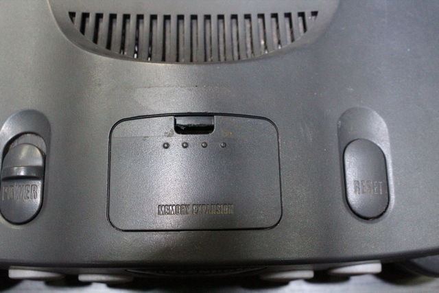 Console N64 + Acc (voir porte expansion) - Image 4