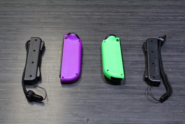 Ensemble de 2 manettes JoyCon + acc - Image 2