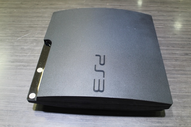 Console ps3 160 Go (manette sans marque) - Image 2