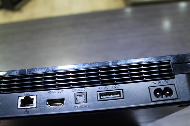 Console ps3 160 Go (manette sans marque) - Image 3