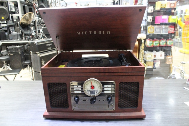 radio bt venil cassette ( lecteur cd  non fonc.) Prix en consequence