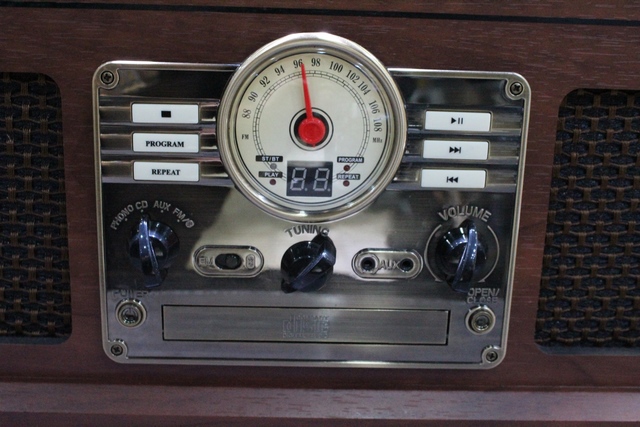 Mini Chaine CD Cassette et Vinyl ( lecteur cd  non fonc.) Prix en consequence - Image 2