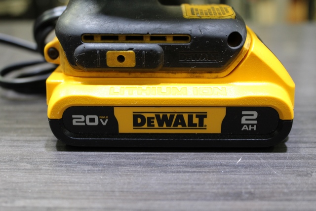 drill a percussion + batterie 2ah + chargeur - Image 2