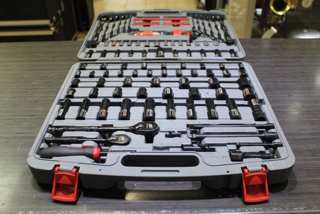 Ensemble de cles a cliquet (ratchet) 155mcx