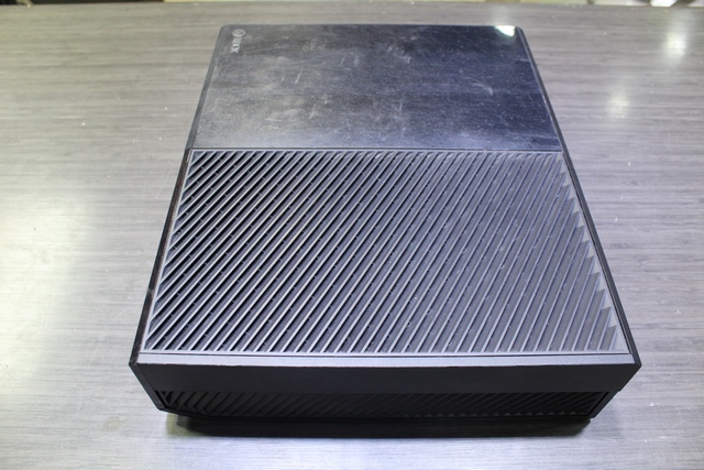 Console Xbox one 500 go + acc - Image 3