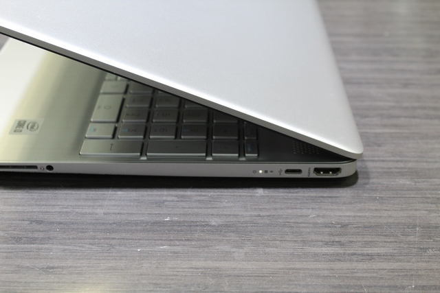 Portable HP +acc universel - Image 2