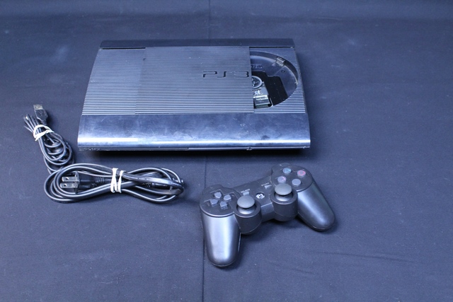 console ps3 ultra slim 260gig - Image 2