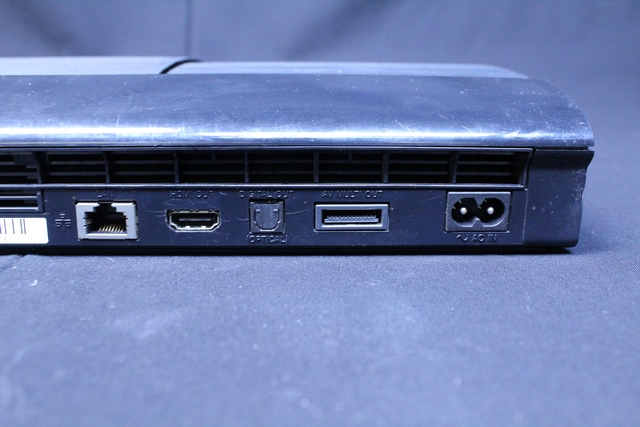 console ps3 ultra slim 260gig - Image 3