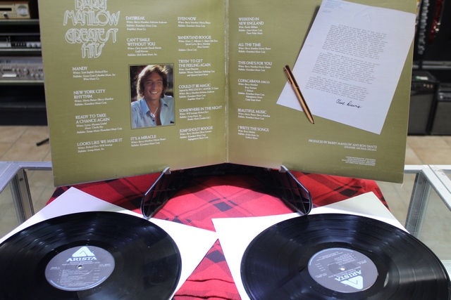 Bary Manilow Greatest Hits - Image 2