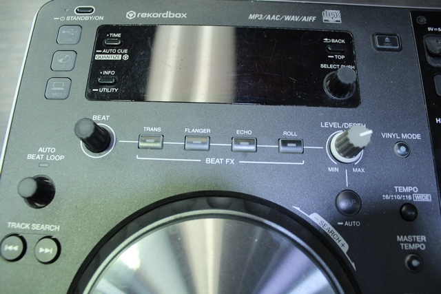 DJ Lecteur/contrôleur CD/USB/DJ tout-en-un - Image 4