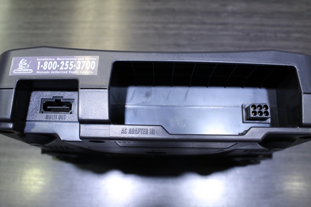 Console N64 (complete en boite) + controller pak - Image 3