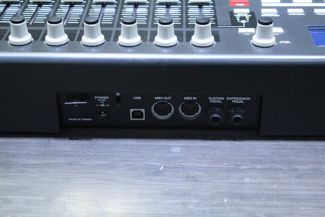 Controleur midi usb akai  - Image 3