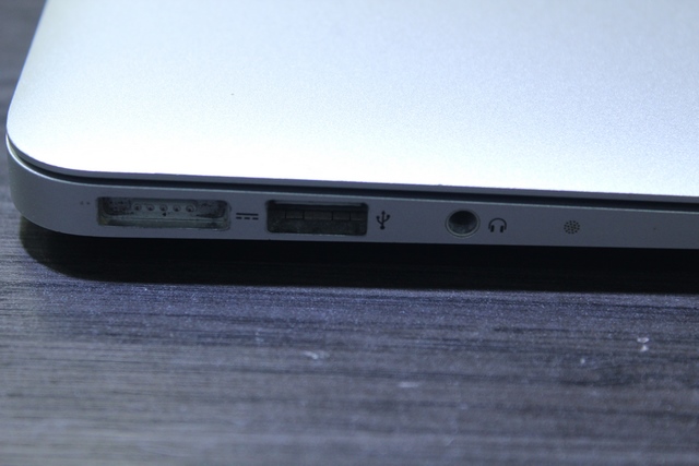 MacBook air (2013-2014) Apple a1466 - Image 3