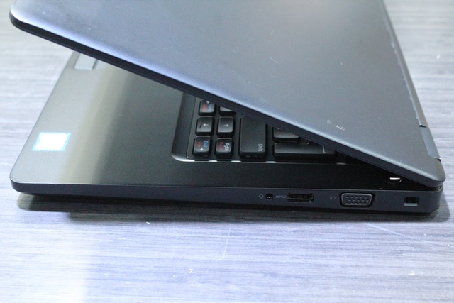 Portable Dell +acc - Image 2