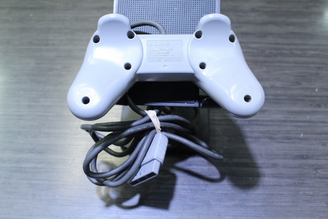 Manette PS1 (version sans joystick) - Image 2