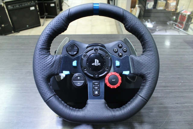 Kit de volant et pédal Logitech G29 - Image 2