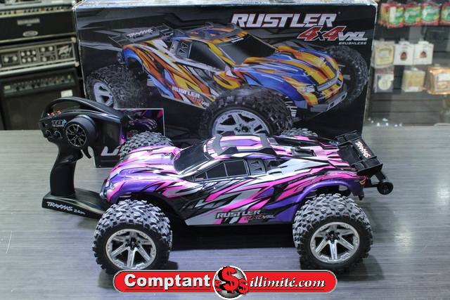 Auto téléguidée Traxxas Rustler+ batterie