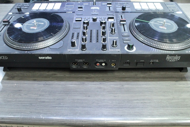 Console DJControl - Image 2