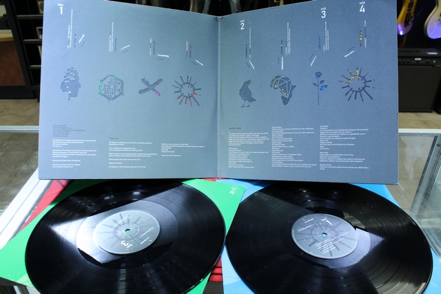 Marillion an Hour Before It s Dark Intact Record vinyle - Image 2