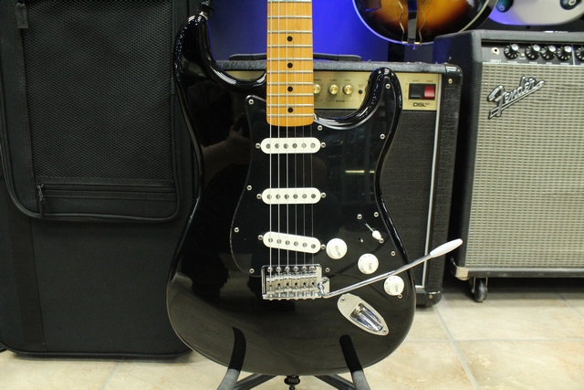 Guitare Electrique Fender Stratocaster 2007 - Image 3