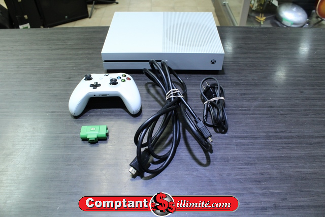Console Xbox One S 1to + acc
