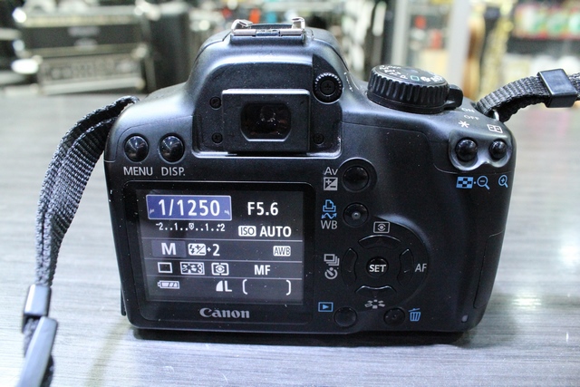 (10 Mpx) Camera Photo + lentille 18-55 mm + batterie et chargeur - Image 3