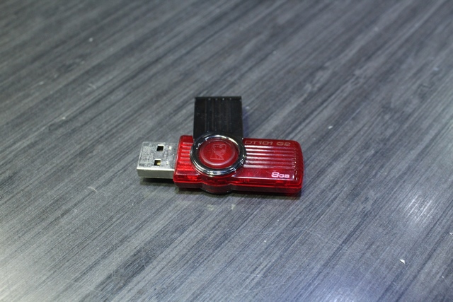 Clee Usb 8GB kingston DT101 G2 - Image 2