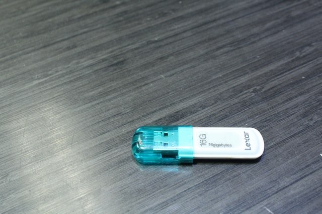 Clee Usb 16GB Lexar ljdv10-16gb - Image 2
