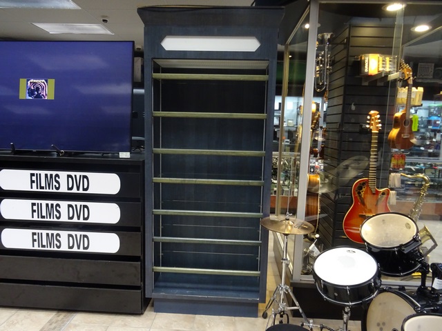 meuble présentoir (tablette vitrée)