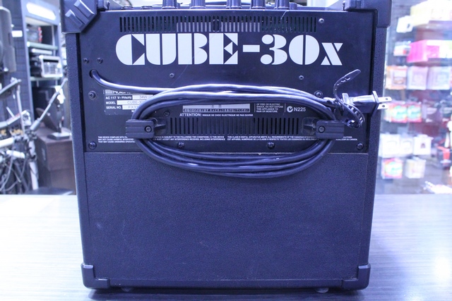 (30 Watts) Amplificateur de Guitare Roland Cube 30X - Image 3